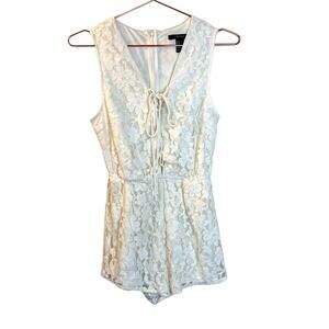 Forever 21 ivory cream lace sleeveless lace up romper